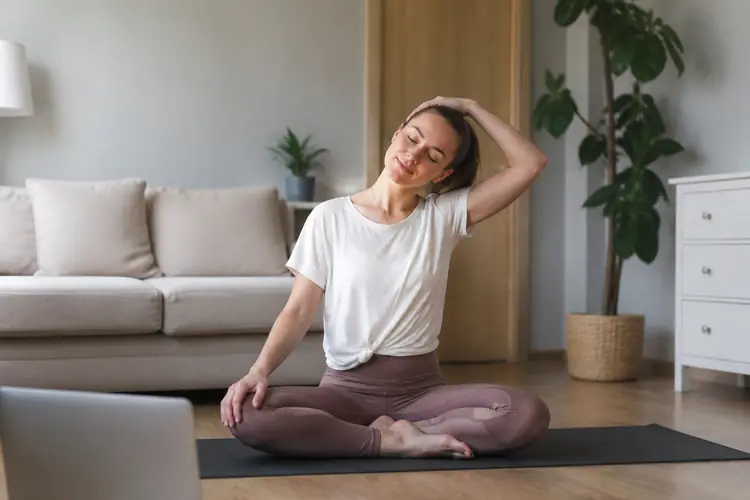 Yoga voor beginners thuis